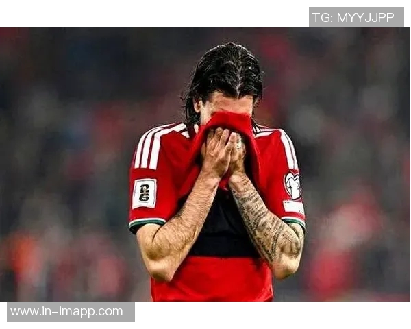 范登贝尔赫回忆利物浦岁月泪洒归家与斯洛特的挽留之情